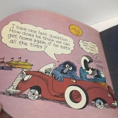 Vintage Sesame Street Cookie Monster Circle Book Golden Shape Book 1972 CTW