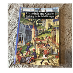Harry N. Abrams Cathedrals and Castles by Alain Erlande-Brandenburg, Hardcover
