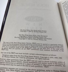 HOLY BIBLE NKJV Red Letter Nelson Dictionary Concordance Burgundy 1980 
