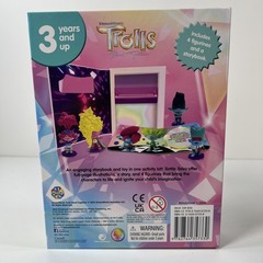 DreamWorks Trolls Figurines & Storybook, 2.25″ figures (Universal Studios!)