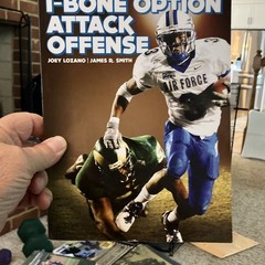 Coaches Choice Coaching the I-Bone Option Attack Offense HC Lozano & Smith