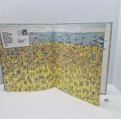 2 wheres waldo books one soft cover one 1987 banned edition „Beach Nude woman „