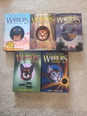 Erin Hunter Warriors Books Lot of 5 The Power Of Three. Books 1-5