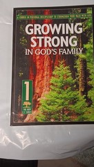 The Navigators Growing Strong in God’s Family Revised 2:7 Ser. New Ed. PB 1999
