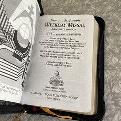 St. Joseph Missals: Complete Gift Box 3-Volume Set Sunday & Weekday Missal 2006