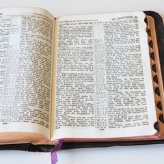 Vtg Holy Bible, International Series KJV Leather Lined Thumb Index John Winston
