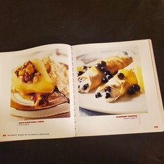Better Homes and Gardens Biggest Book of Diabetic Recipes Spiral Bound 415 pages