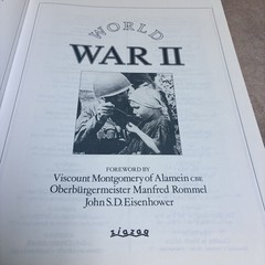 1989 World War II Hardback Book 400 Pages Featuring Over 1,350 Military Photos
