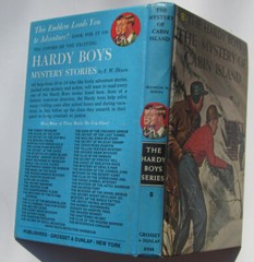 Hardy Boys Mystery Of Cabin Island Hardcover Book #8 1976 Vintage White Multi