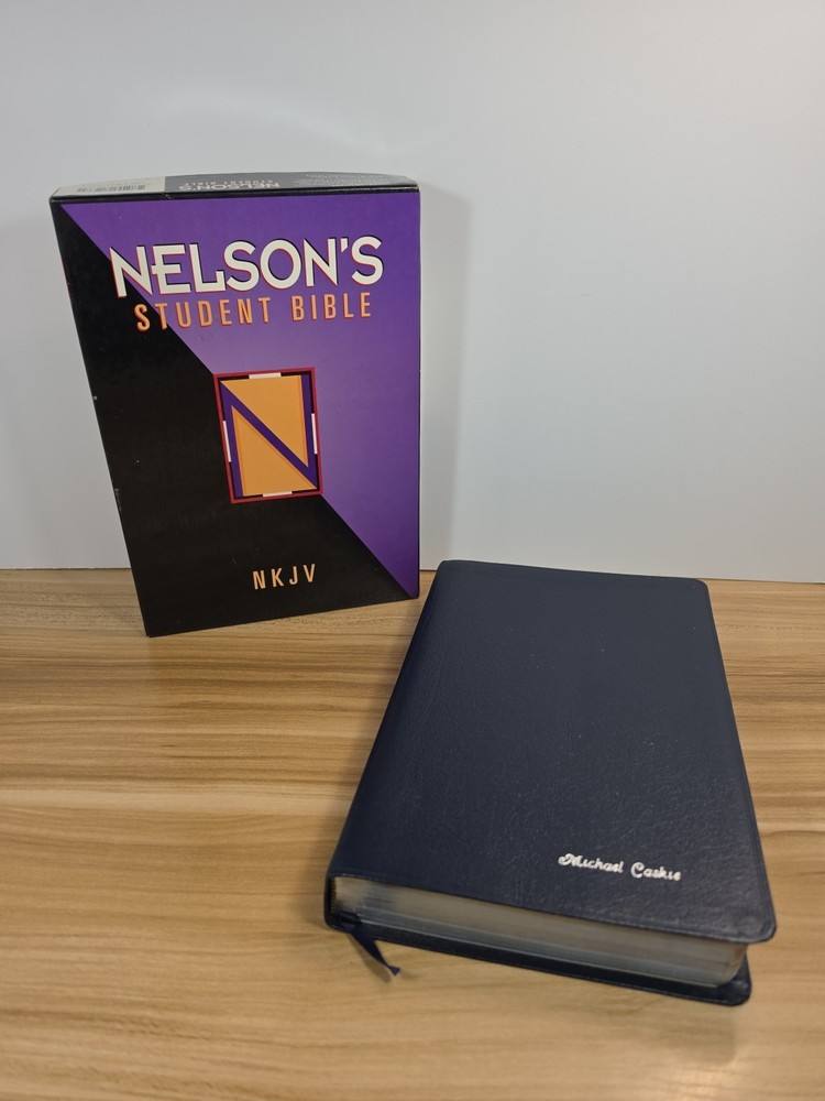 NELSON’S STUDENT BIBLE NEW KING JAMES VERSION By Larry Richards & Sue Richards