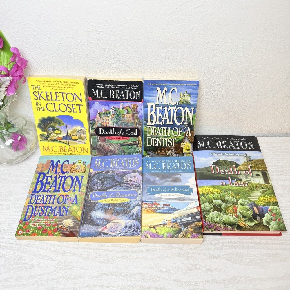 Lot 7 MC Beaton Hamish Macbeth mysteries Paperback Hardcover 2 13 16 21 29 30 +1