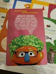 Sesame Street WORDS ARE EVERYWHERE Learning Series Bilingual Kit – Book DVD More