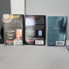 Suzanne Collins Hunger Games Trilogy Paperback: Hunger Games, Catching Fire