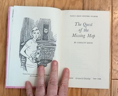 Nancy Drew #19 The Clue of the Missing Map 1942, 1969 White Endpapers