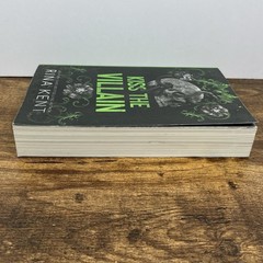 Kiss the Villain: A Riveting Dark Romance Between Enemies Rina Kent – Paperback