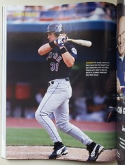 2002 MLB Official Guide To The 2002 Baseball Season Program 240 Pages MINT/NEW