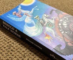 „BEHOLD A PALE HORSE” William Cooper PB – 1991 – 500 pages Conspiracy Theory