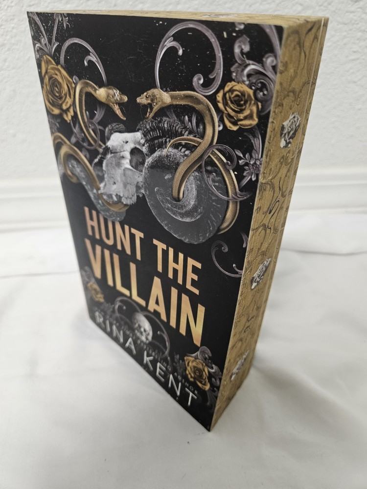 Hunt the Villain (Deluxe Edition) by Rina Kent Paperback Book