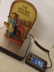 The Kitchen. Madona Display Resin Plake Figurine Unbranded.