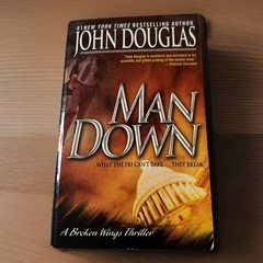Lot of 2 Books MAN DOWN + OBSESSION—John Douglas Serial killer FBI profiler PB