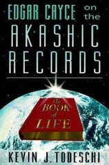 Edgar Cayce on the Akashic Records: The Book of Life – Paperback – VERY GOOD