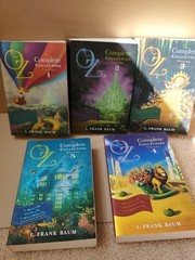Oz, the Complete Paperback Collection Volume 1-5 L Frank Baum
