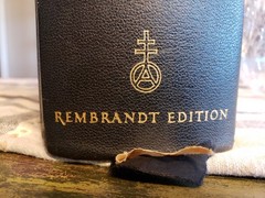 BIG Bible Authorized King James Version Rembrandt Edition Illustrated HC 1977