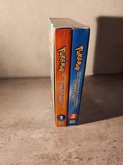 The Complete Pokémon Pocket Guide Box Set Bonus Poster Over 500 Pages. Like New