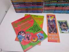 LOT OF 30: Vintage 90s RL Stine GOOSEBUMPS Books VG/EX All Different + Extras