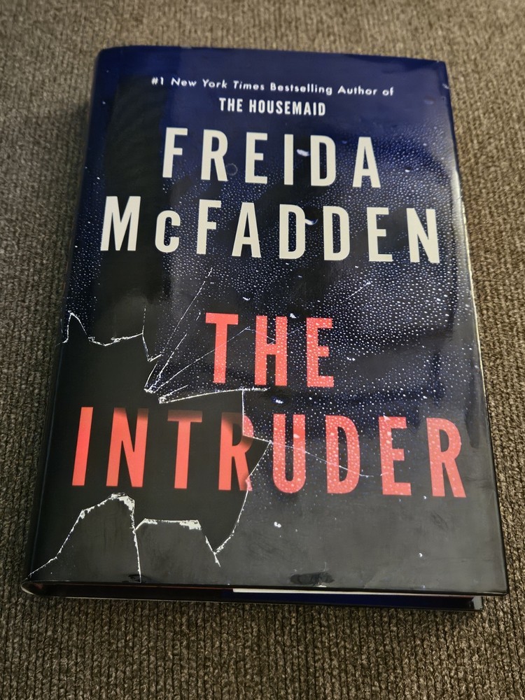 The Intruder Hardcover Freida McFadden Book Novel True Crime Fiction RARE📖🔪🩸