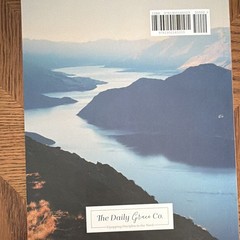 The Daily Grace Co. James: The Steadfast Life Schmucker PB 2017 Study Guide