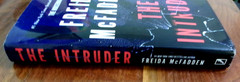 ’The Intruder’ by Freida McFadden (2025 HC) NEW. Free Shipping 1st Edition