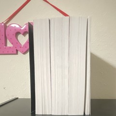 Stephanie Garber Caraval 3-Book Paperback Box Set: Caraval/Finale