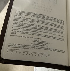 ESV COMPACT THINLINE EDITION. PREMIUM BONDED LEATHER. SLIDE TAB. NEW IN BOX.