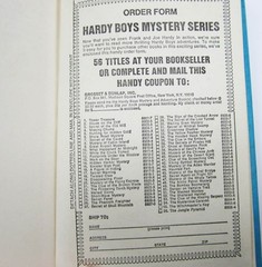 Hardy Boys The Disappearing Floor Hardcover Book #19 1977 Print White Multi EP