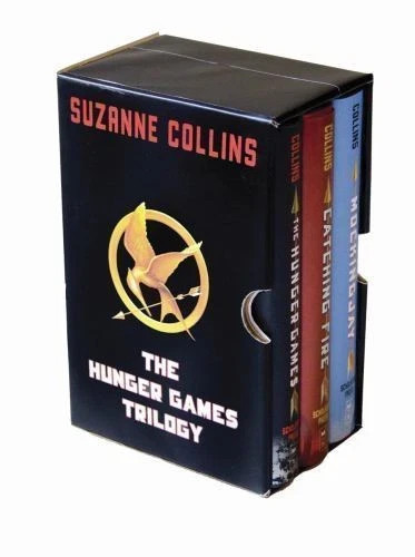 The Hunger Games Ser.: The Hunger Games Trilogy Boxed Set Set by Suzanne Collins