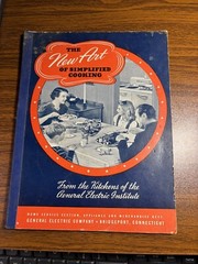 The New Art of Simplified cooking General Electric booklet 84 pages