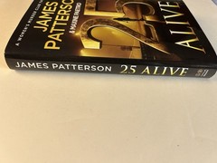 25 Alive A Women’s Murder Club Thriller James Patterson Maxine Paetro Hardcover