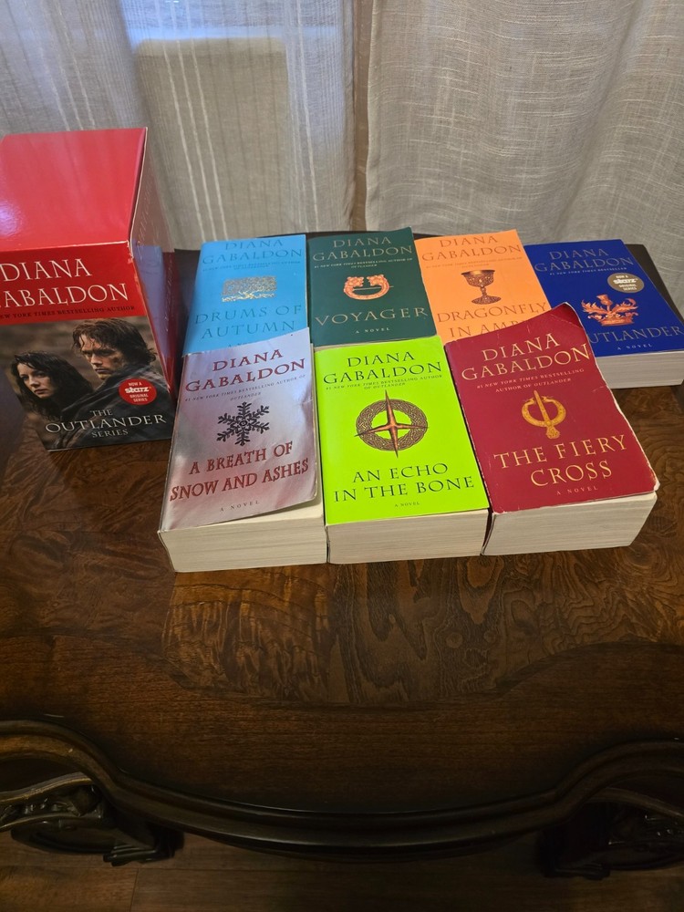 Diana Gabaldon Lot 1st 7 OUTLANDER Series All Large Paperbacks