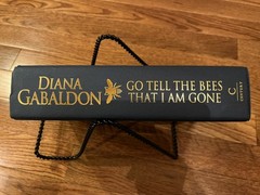 Diana Gabaldon Flat Signed Go Tell The Bees That I Am Gone – Outlander Book 9 UK