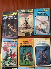 Lot 11 Dray Prescot DAW books, paperbacks in good condition