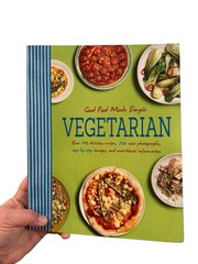Good Food Made Simple Vegetarian Edited by Fiona Biggs EUC
