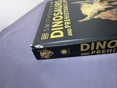 Dinosaurs & Prehistoric Life: The Definitive Visual Guide to Prehistoric Animals