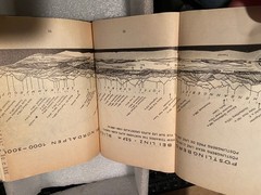 Vintage 6.5″ Travel in Austria Book Vinyl Cover w/Fold Out Maps *Pre-Owned* BSDS