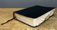 NKJV Study Bible, Premium Bonded Leather, Black, Comfort Print: The Complete Re,