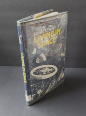 Living In Space – Hardback Book By James S. Trefil – Vintage 1981 – Colonization