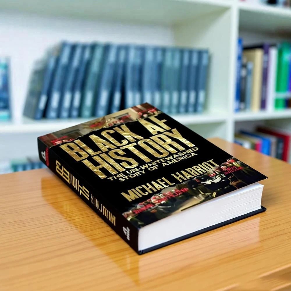 Black AF History: The Un Whitewashed Story of America by Michael Harriot A5-Size