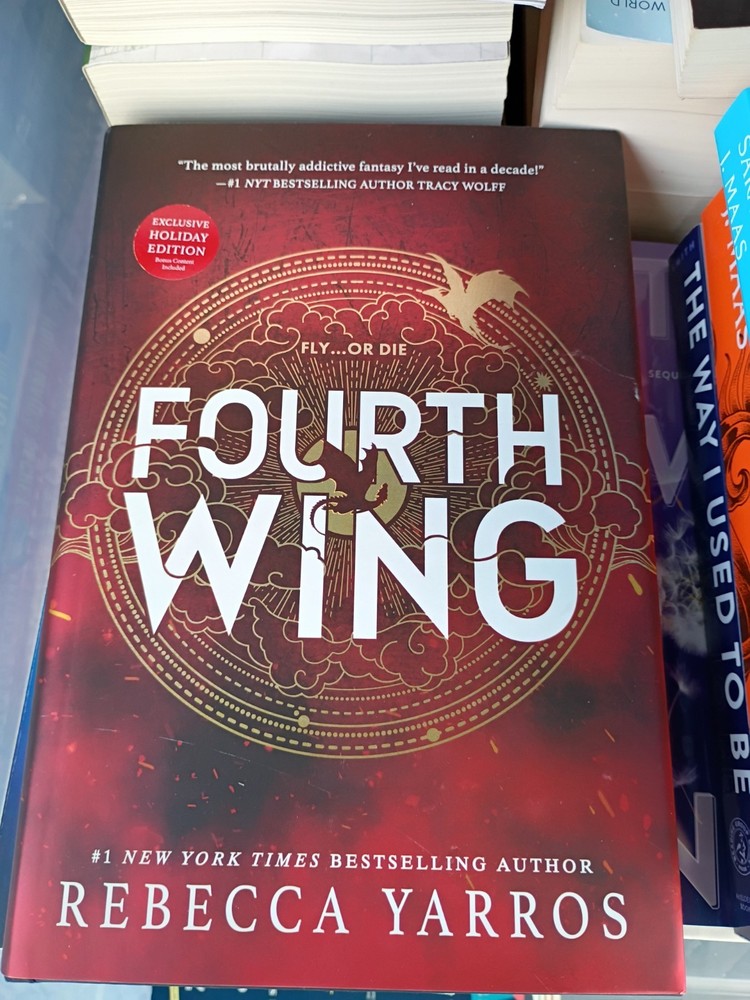 Fourth Wing Rebecca Yarros 1st Printing Exclusive Holiday Edition Sprayed Edges