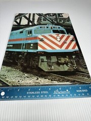 Crescent Guide To Trains by Brian Haresnape (1981, Hardcover, Illustrated