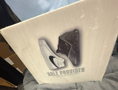 SEALED Sole Provider: 30 Years of Nike Basketball by Robert „Scoop” Jackson HC